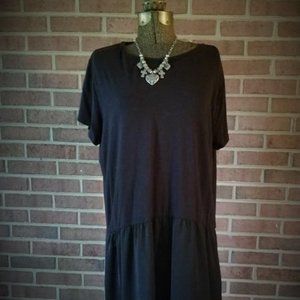 Black Short Sleeve Ruffle Tunic XL EUC
